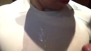 Ссать - порно видео
